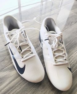 Nike Alpha Menace 4 Pro Football Cleats. Size 9