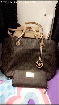 Authentic Michael kors purse and wallet