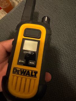 De Walt Walkie Talkie