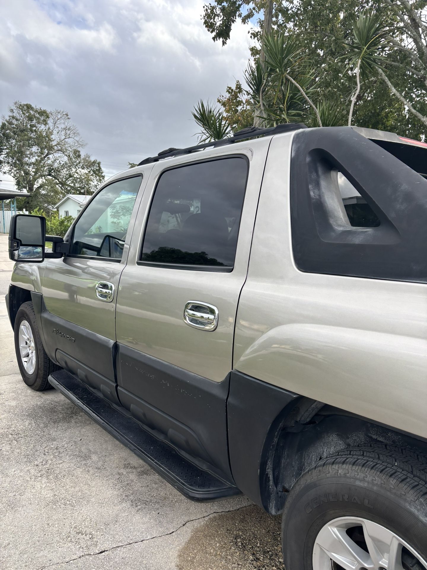 2002 Chevrolet Avalanche