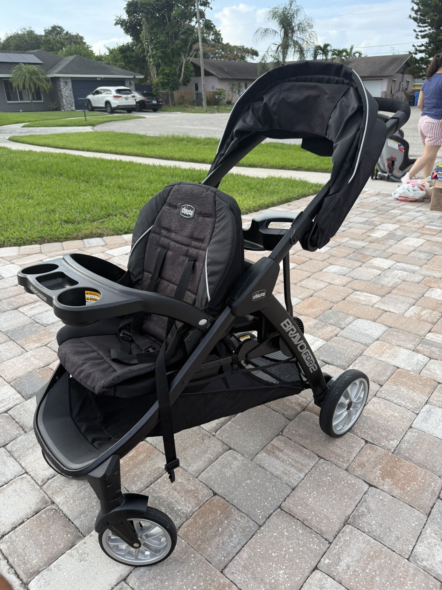 Chicco Bravo For 2 Stroller