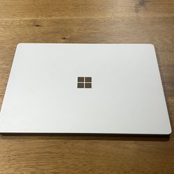 Surface Laptop 2