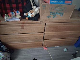 6-Drawer Wooden Dresser need gone by tomorrow
