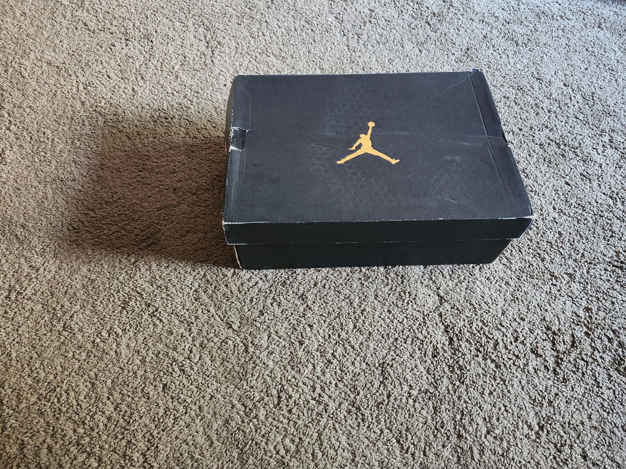 Air Jordan 13 Yellow