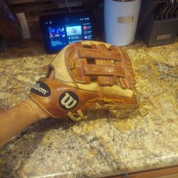 Wilson A2k- Size 12