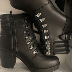 Mia Boots