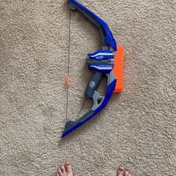 Nerf Gun Elite bow and arrow
