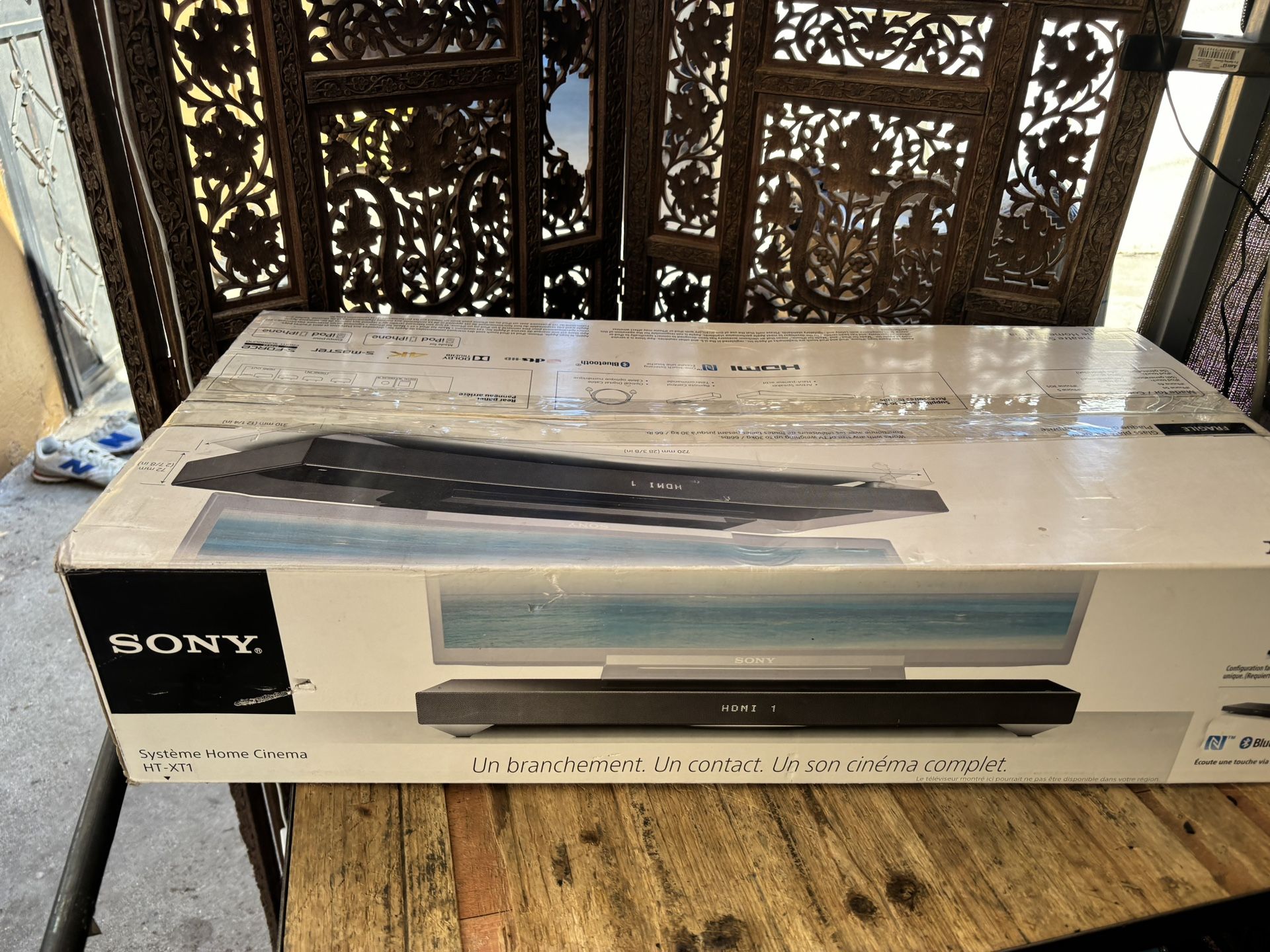 Sony By XT1 Home Theater Systeam