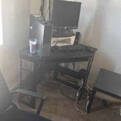 Computer And Desk Set 