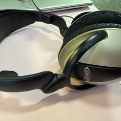 JENSEN NOISE CANCELING HEADPHONES