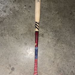 33 inch Marucci wooden bat Andrew McCutchin model
