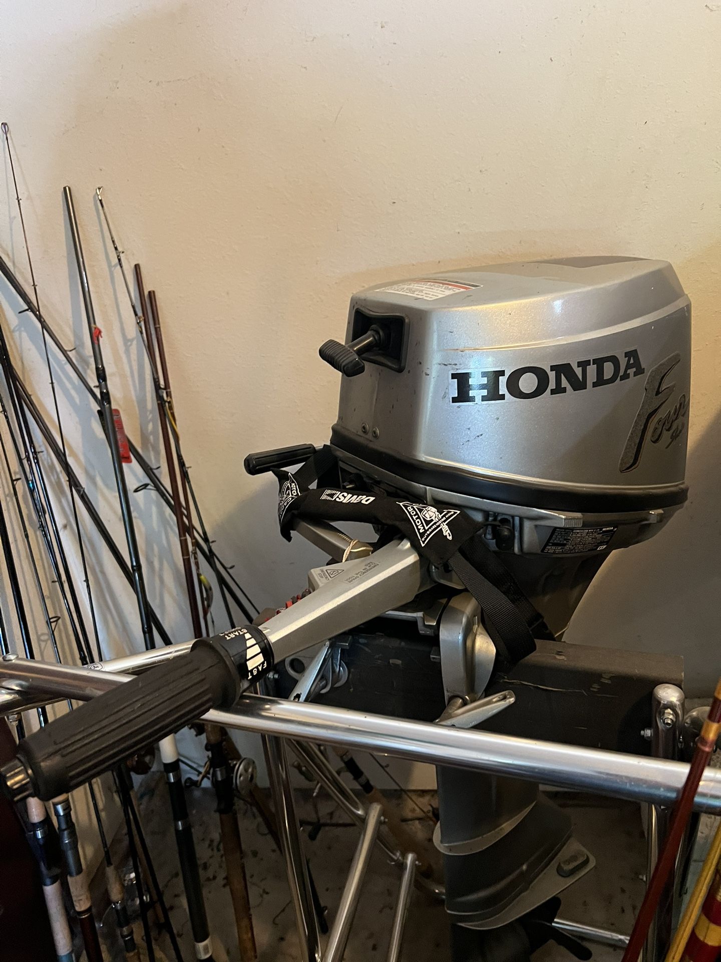 1999 Honda 4 Stroke 8.4 HP Outboard Motor