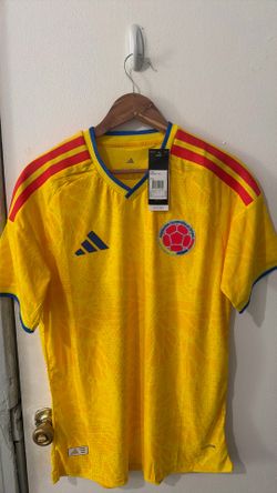 MEN’S COLOMBIA HOME TEAM 2025/2026  SZ L WORLD CUP SOCCER JERSEY FOOTBALL 2026  NEW !