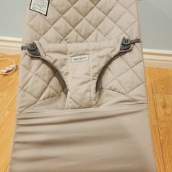 Baby Bjorn Bouncer Grey