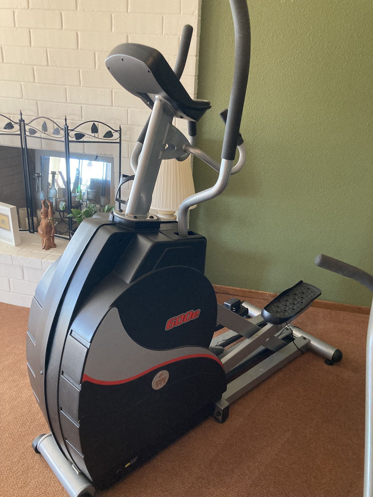 Elliptical Machine - Ironman 