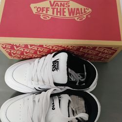 Boys Vans Hylane (NEW) Size One