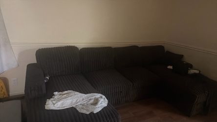 Pull out couch