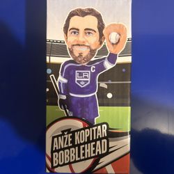 Los Angeles LA Kings Anze Kopitar Dodgers Bobblehead 2/12/20 2020 SGA Playoffs