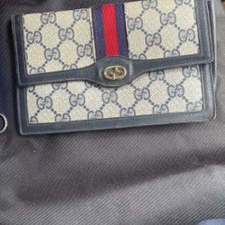 Gucci continental wallet