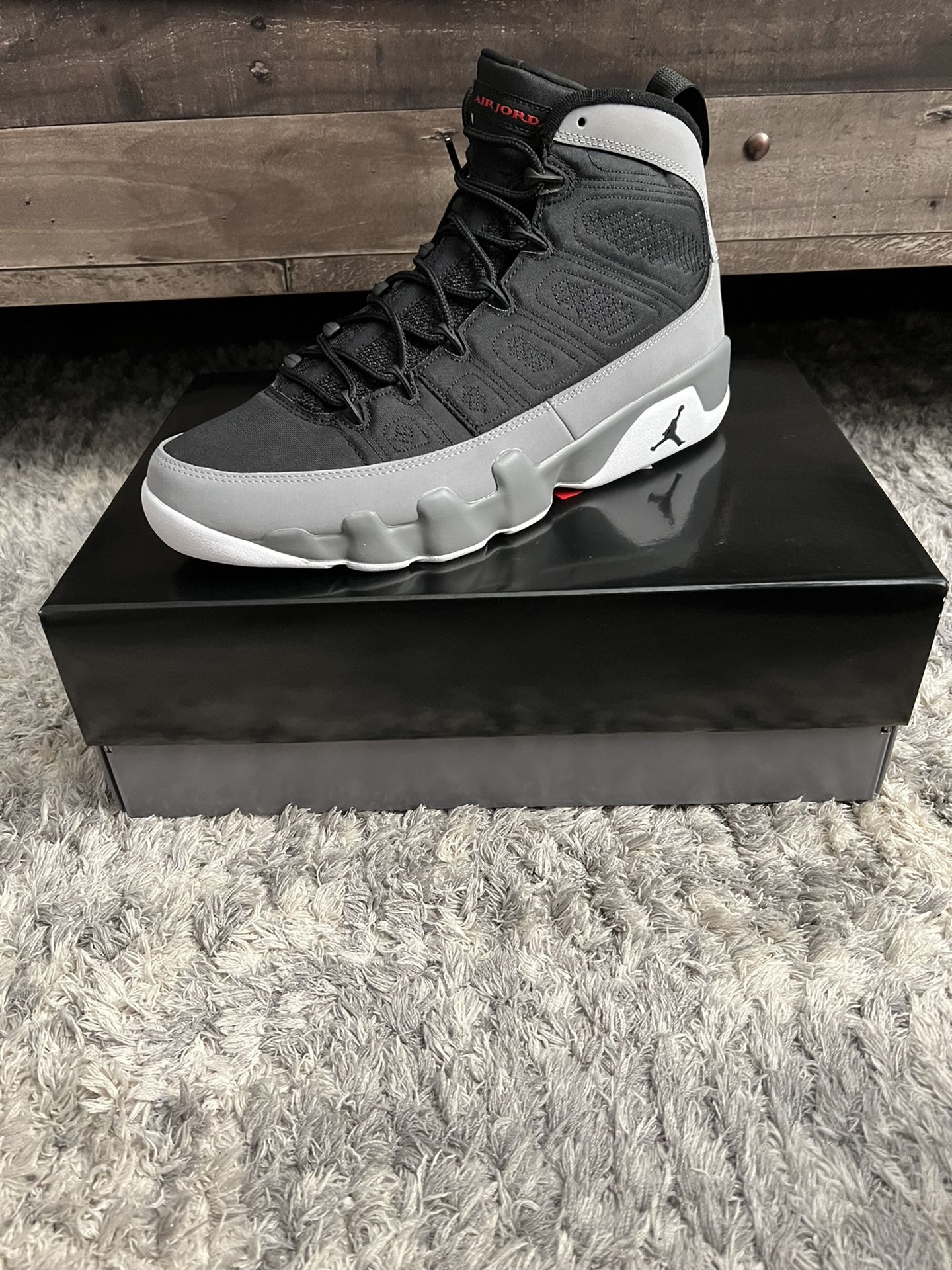 Jordan 9 “Particle Grey” DS Size 12