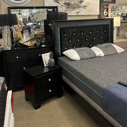 Queen Bedframe, Dresser, Mirror And Nightstand 