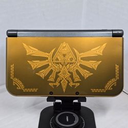 NEW Nintendo 3DS XL Hyrule Edition