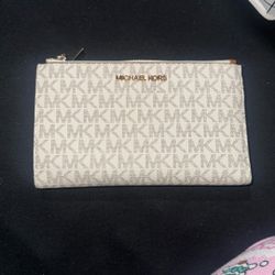 Michael Kor Wallet 