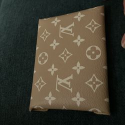 Louis Vuitton Clutch 