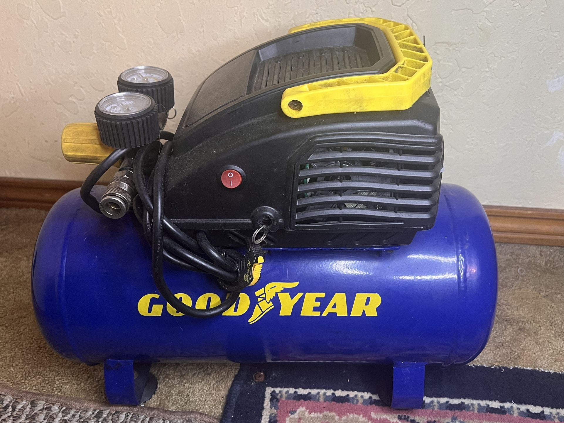 Goodyear 3 Gallon Horizontal Air-Compressor