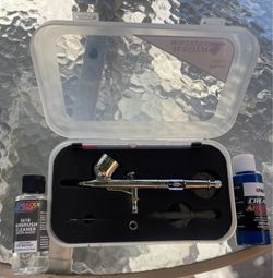 Brand New Master airbrush G233