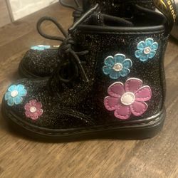 Doc Marten Flower Boots Size 10c