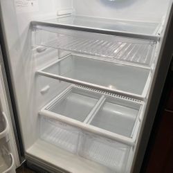 PENDING - Free Fridge 