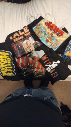 New Men's graphic t-shirts$25 or $5