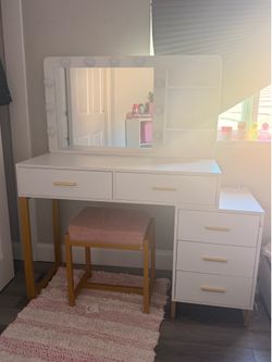 Girls Vanity