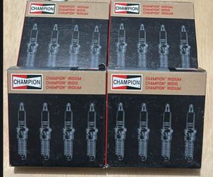 18 New Champion Spark Plugs