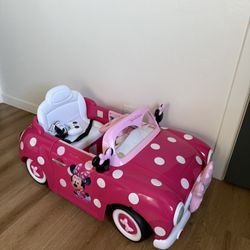 Minnie Mouse Car 