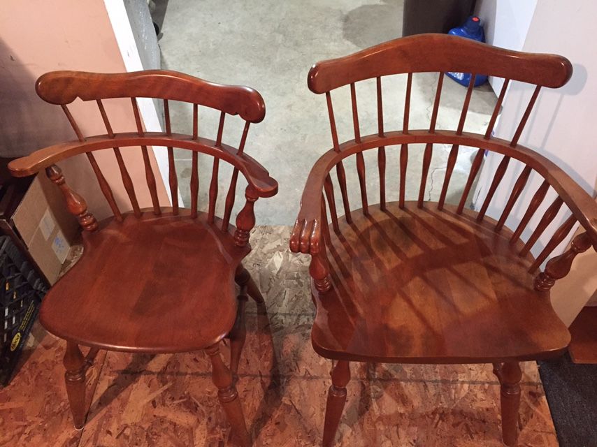 Ethan/Allen Table/Chairs