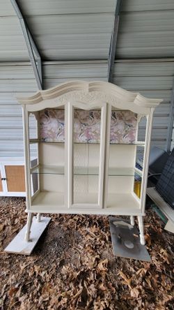 Large Hutch