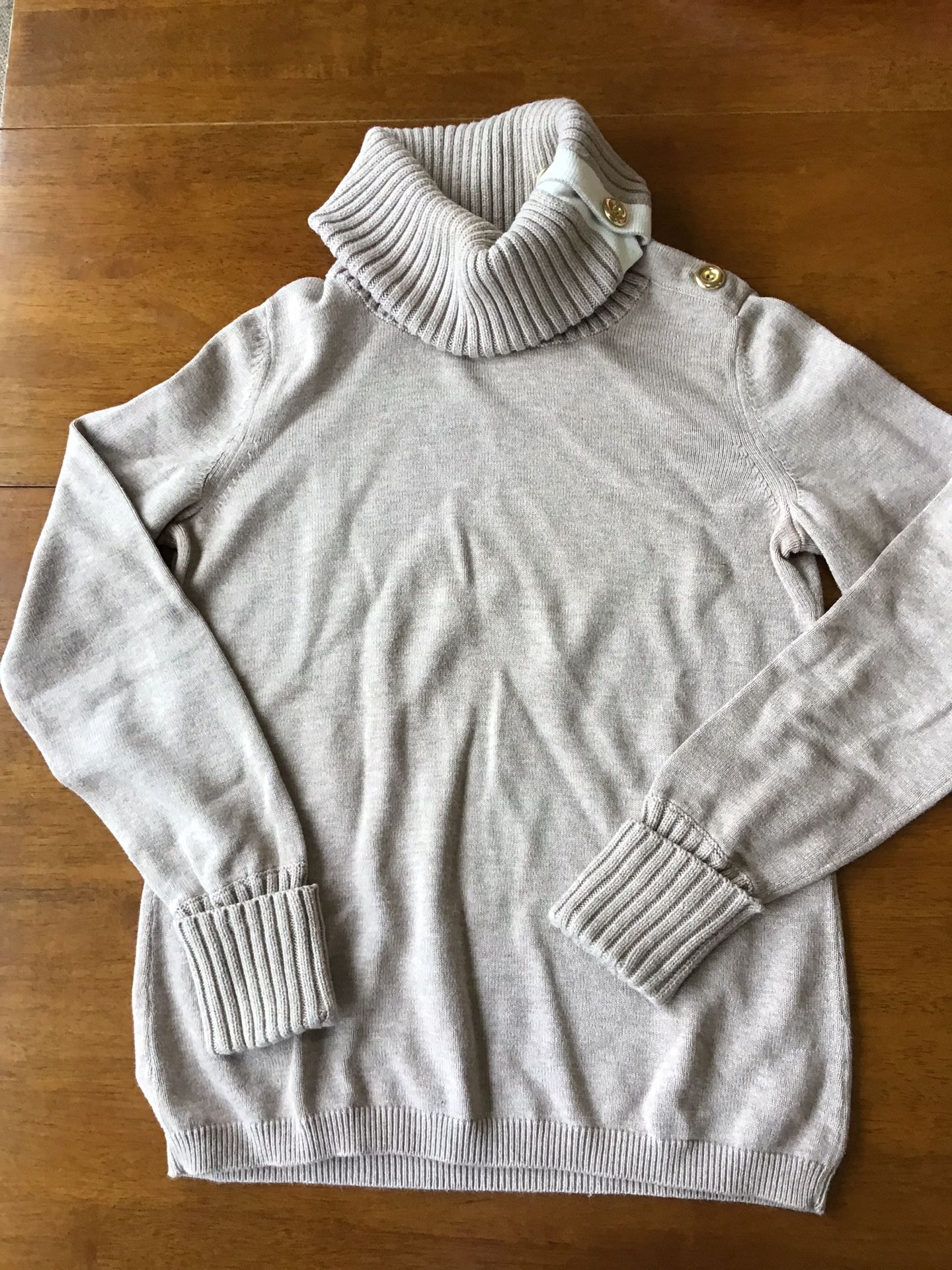 Banana Republic Woman Sweater Size M
