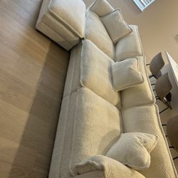 Cloud couch 