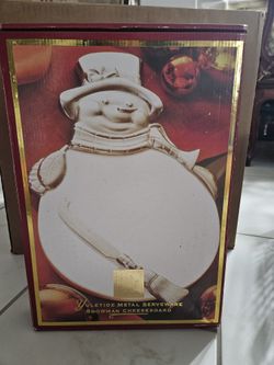 Cheese Server.  Great For 🎄 or Gift