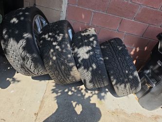 Set of four tires and rims Yokohama 40R22