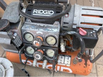 RIDGID portable twin-stack air compressor