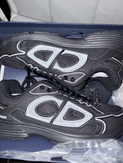 Dior B30’s