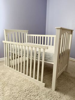 White Baby Crib and Mattress