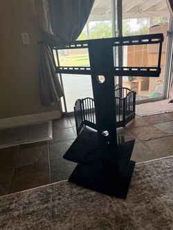 Tv wall mount with shelves