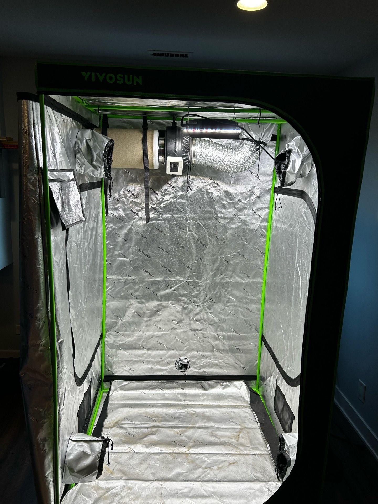 Vivosun 48”x48”x80” grow tent kit