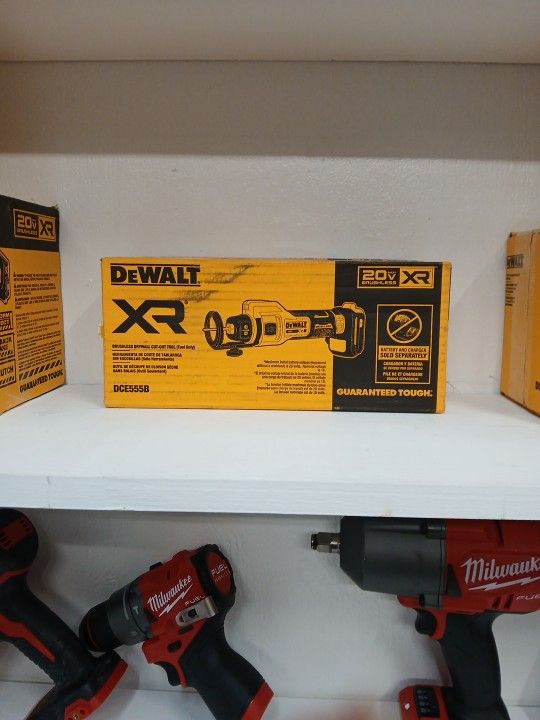 Dewalt New XR Brushless Drywall Cut Out Tool