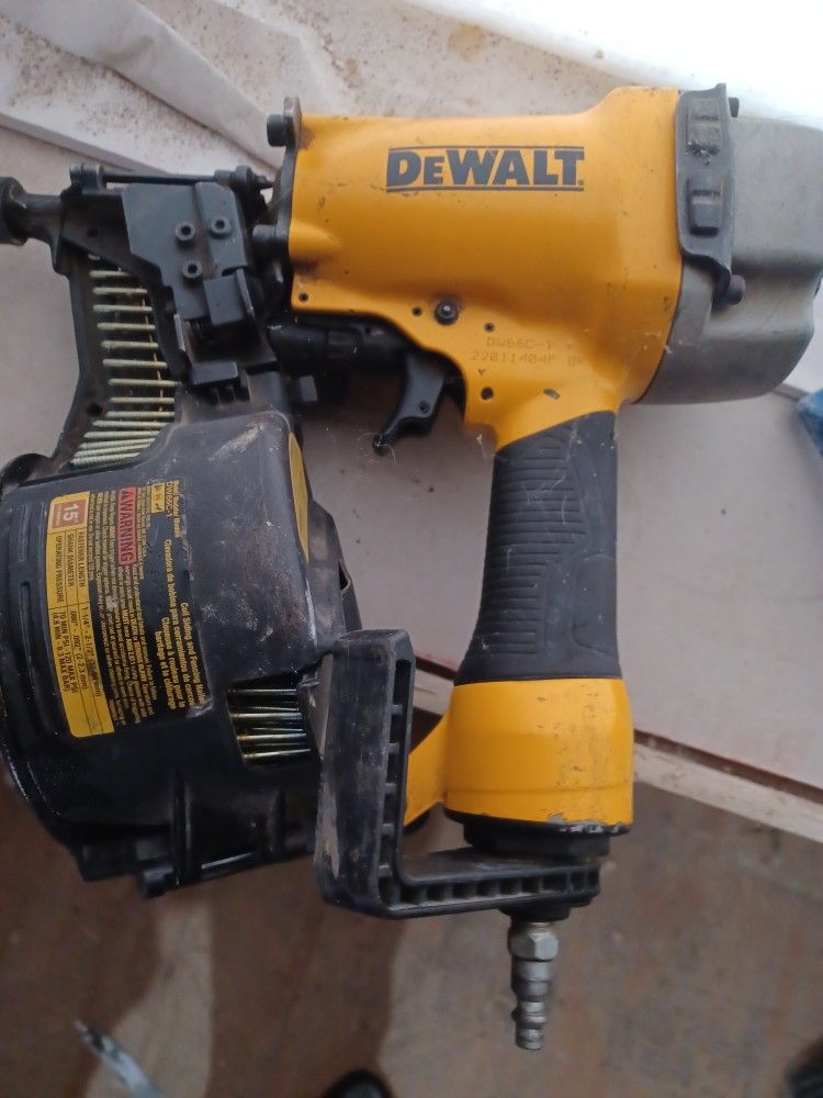 Dewalt Siding Gun
