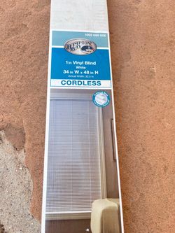 Window blind 34x48h